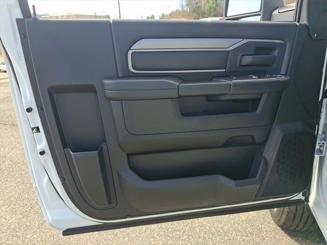 2024 RAM 2500 Tradesman Regular Cab 4x4 8' Box