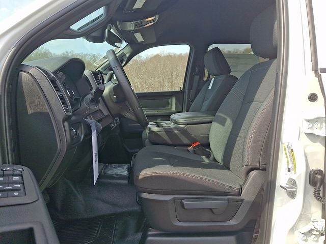 2026 RAM 4500HD RAM 4500 TRADESMAN CHASSIS CREW CAB 4X4 84' CA