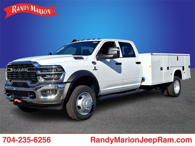 2026 RAM 4500HD RAM 4500 TRADESMAN CHASSIS CREW CAB 4X4 84' CA