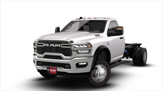 2027 RAM 5500HD RAM 5500 TRADESMAN CHASSIS REGULAR CAB 4X4 84' CA