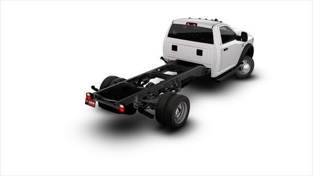 2027 RAM 5500HD RAM 5500 TRADESMAN CHASSIS REGULAR CAB 4X4 84' CA