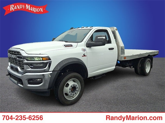 2025 RAM 5500HD Tradesman/Big Horn
