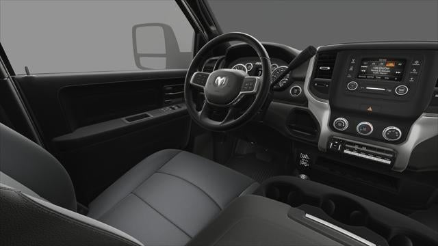 2024 RAM 5500HD RAM 5500 TRADESMAN CHASSIS CREW CAB 4X4 60' CA