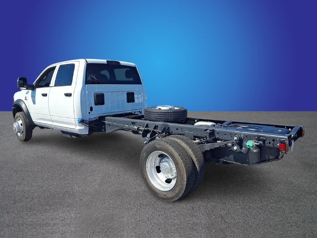 2027 RAM 5500HD RAM 5500 TRADESMAN CHASSIS CREW CAB 4X4 84' CA