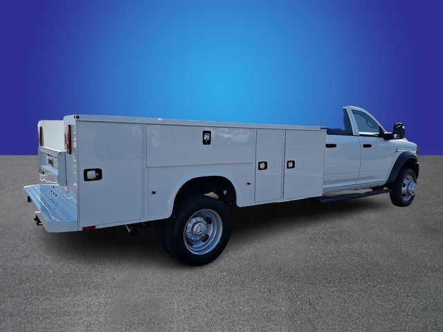 2026 RAM 5500HD RAM 5500 TRADESMAN CHASSIS CREW CAB 4X4 84' CA