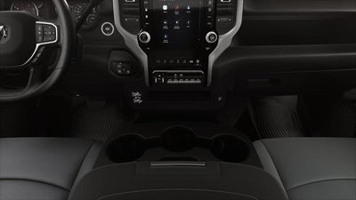 2026 RAM 5500HD RAM 5500 TRADESMAN CHASSIS CREW CAB 4X4 84' CA