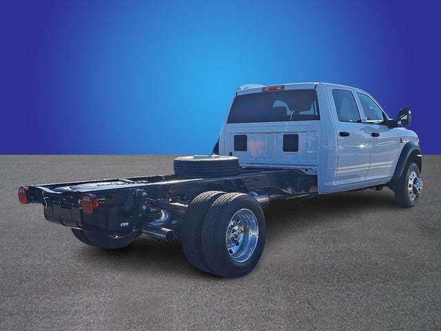 2026 RAM 5500HD RAM 5500 TRADESMAN CHASSIS CREW CAB 4X4 84' CA