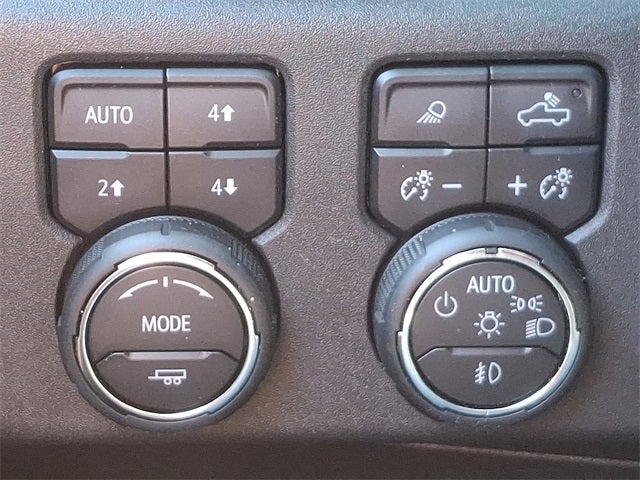 2023 Chevrolet Silverado 1500 4WD Crew Cab Short Bed ZR2